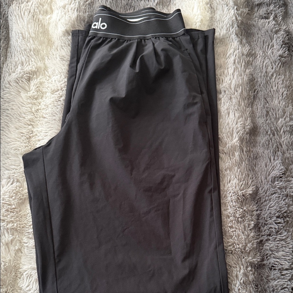 ALO Yoga Black Trouser  Athletic Pants